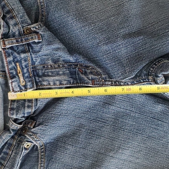 Levis Classic Bootcut Distressed Grunge Misses Jeans Size 6 - Picture 7 of 9